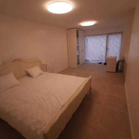 Manuka Studio Apartment In Vilnius, Sauna And Spa In Balsiai
